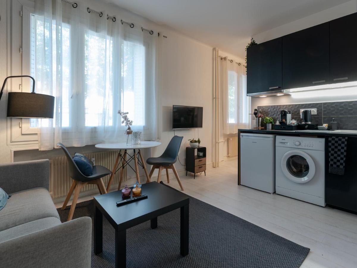 Studio Cosy Proche Lyon Part Dieu Apartamento Villeurbanne Exterior foto
