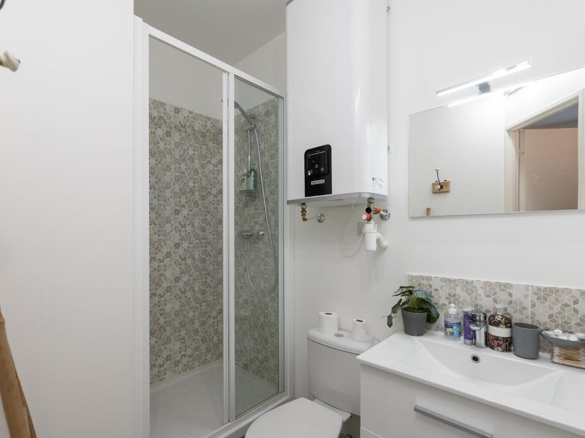 Studio Cosy Proche Lyon Part Dieu Apartamento Villeurbanne Exterior foto